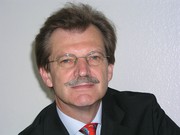 Wirtschaft + Unternehmen: Inconso holt Römer in die Spitze