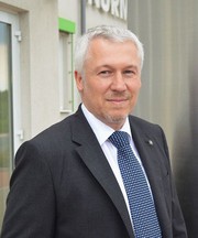 Wirtschaft + Unternehmen: Klaus Preißer führt Nürmont