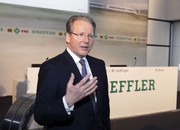 Wirtschaft + Unternehmen: Schaeffler erzielt in 2011 Spitzenwerte bei Umsatz und Ergebnis Wirtschaft + Unternehmen: Schaeffler erzielt in 2011 Spitzenwerte bei Umsatz und Ergebnis