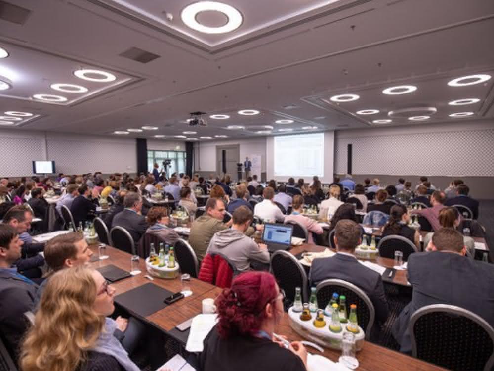 Teilnehmer im Tagungsraum beim Stem Cell Community Day 201