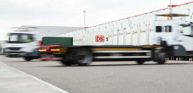 Nutzfahrzeuge: TII Group zeigt Transportlösungen für Logistikhof und Straße