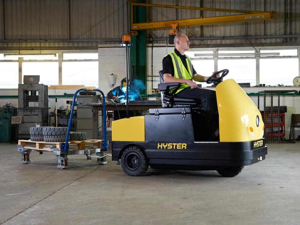 Hyster tractor
