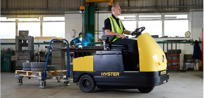 Hyster tractor