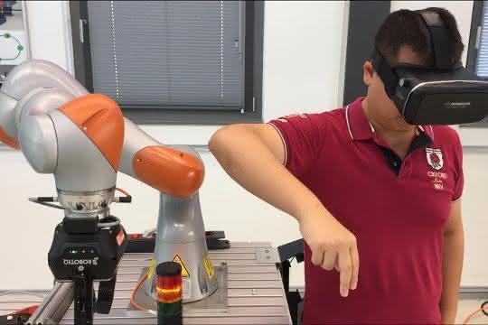 Roboterprogrammierung durch AR