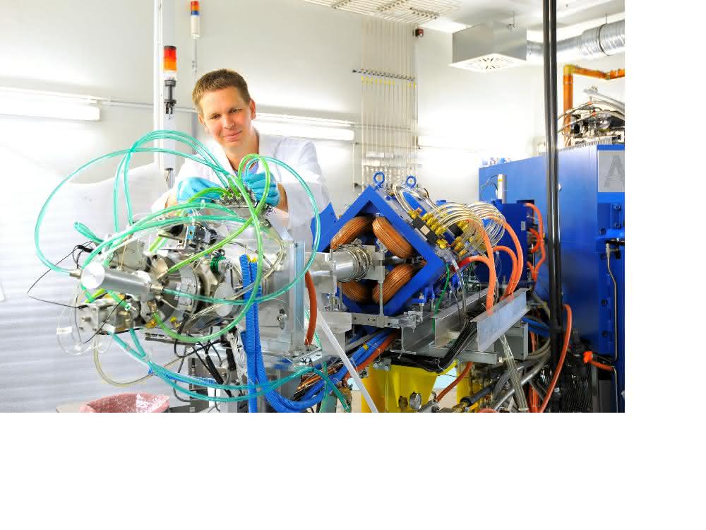 Kreisbeschleuniger (Zyklotron) am Zentrum für Radiopharmazeutische Tumorforschung des HZDR.