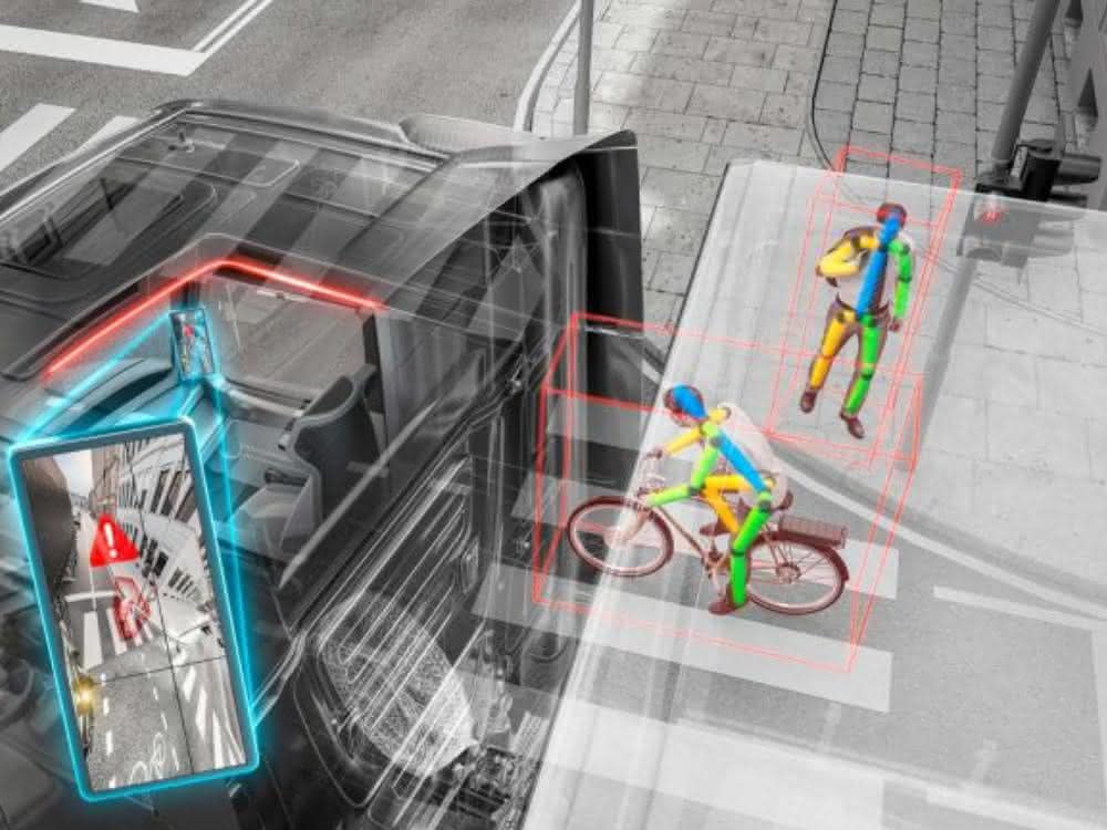 Bau-Lkw: IAA Nutzfahrzeuge 2018: Continental zeigt Rechtsabbiegeassistent von morgen
