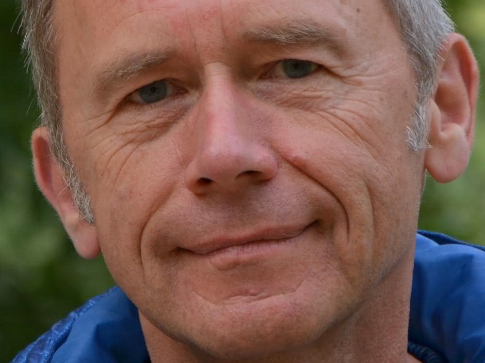 Wolfgang Schnick erhält die Liebig-Denkmünze.