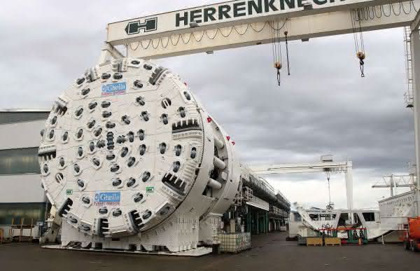 Tief- und Tunnelbau: Tunnelbohrmaschinen und Komponenten im Brenner Basistunnel Tunnelbohrmaschine
