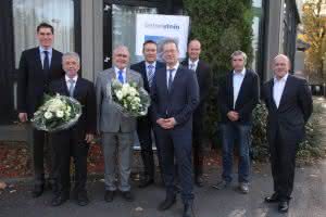 Der alte und neue Vorstand des Betonverbands SLG: (v. l.) Helge Koll (neues Mitglied im Vorstand), Karl-Heinz Köppel (ehemaliger stellv. Vorsitzender), Martin Kronimus (ehemaliger Vorsitzender und jetzt Mitglied im Vorstand), Frank Diegmüller (neuer stellv. Vorsitzender), Florian Klostermann (neuer Vorsitzender), Thomas Aicheler, Jakob Socher und Johannes Rüsing (jeweils als Mitglied im Vorstand bestätigt) (Abb.: Christian Jahn/BFT)