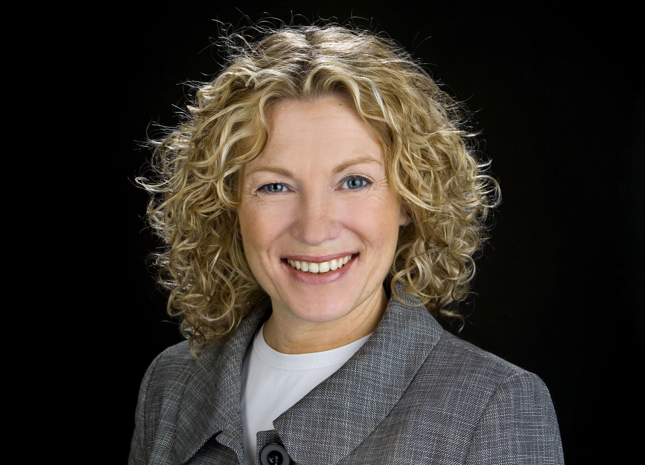 Susanne Hoffmann, Dewalt