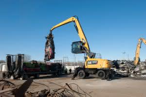 Der neue 40-Tonnen Umschlagbagger MH3037 von Caterpillar. (Abb.: Caterpillar)