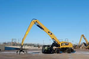 Bagger und Radlader: Zeppelin Baumaschinen: Neuer 40-Tonnen-Materialumschlagbagger Der neue 40-Tonner MH3037 von Caterpillar.(Abb.: Caterpillar)