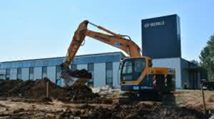 Bagger und Radlader: Hyundai: Kurzheckbagger im Tiefbaueinsatz Bagger und Radlader: Hyundai: Kurzheckbagger im Tiefbaueinsatz