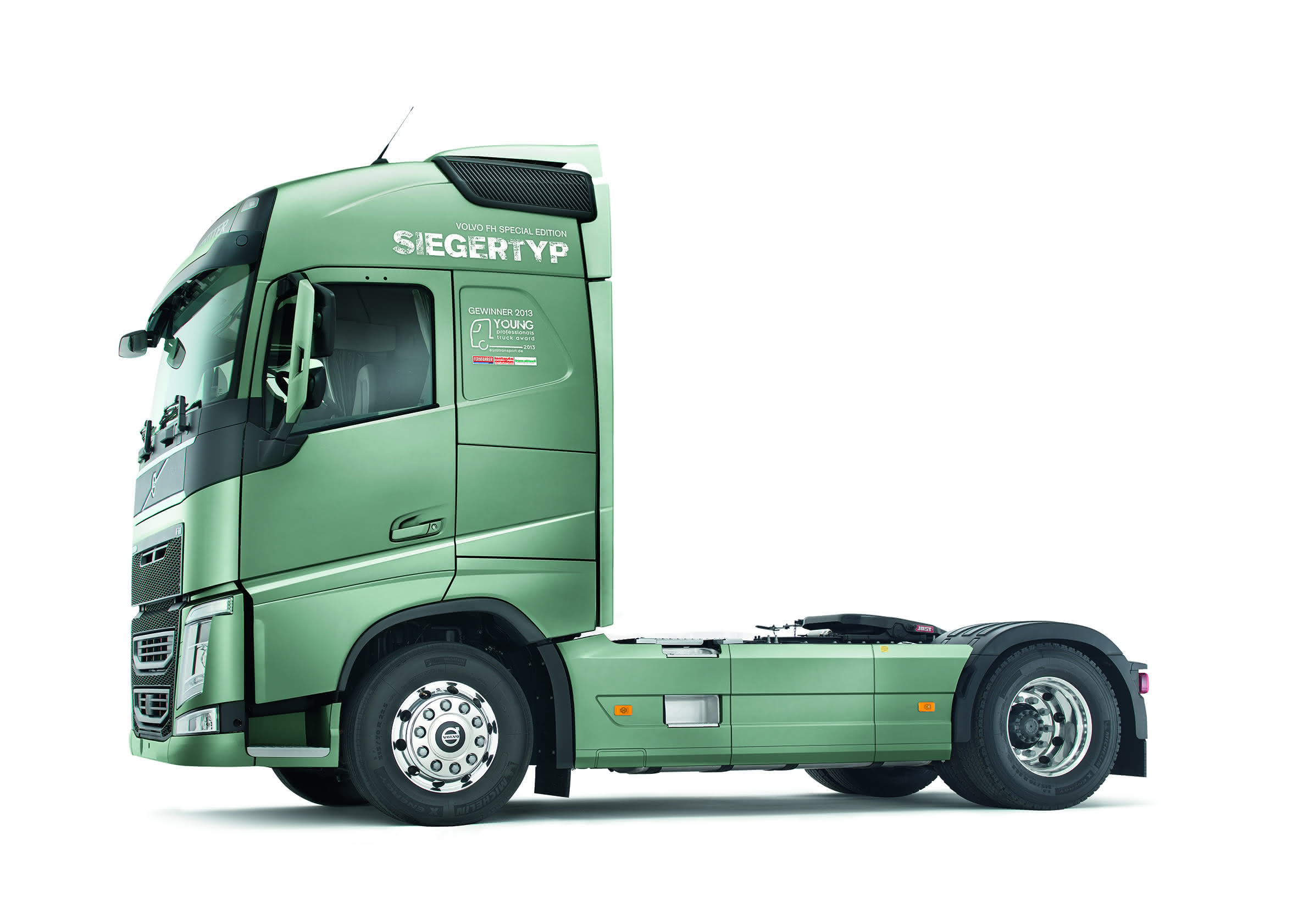Bagger und Radlader: Volvo Trucks: Sonderedtion "Siegertyp" für junge Kraftfahrer Bagger und Radlader: Volvo Trucks: Sonderedtion "Siegertyp" für junge Kraftfahrer