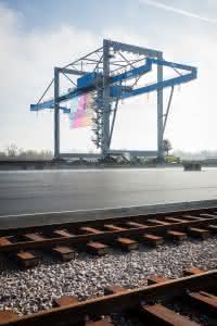 Logistics service providers: Container terminal on the Rhine is inaugurated Logistics service providers: Container terminal on the Rhine is inaugurated