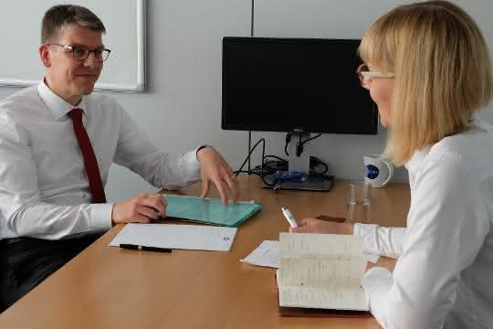 Dr. Jochen Kress, Mapal, im Gespräch mit SCOPE-Chefredakteurin Andrea Gillhuber.