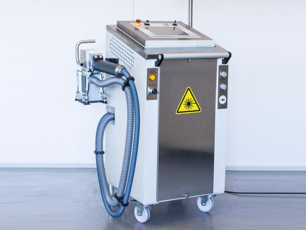 Bluhm_Fiber_Laser