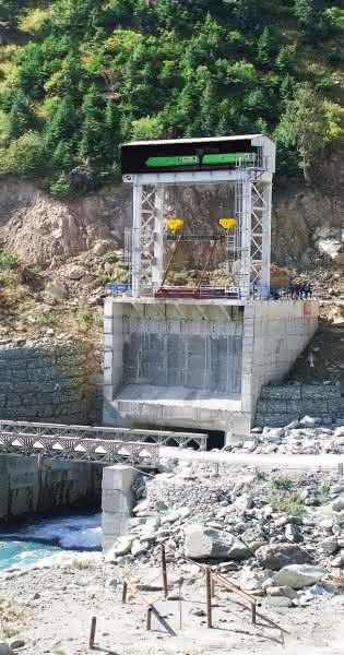 Lifting technology from Stahl CraneSystems