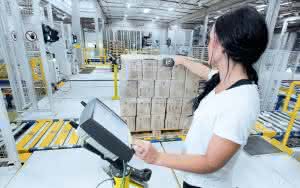 Warehouse-/Picking technology: Long-term partnership Distribution of incoming goods pallets