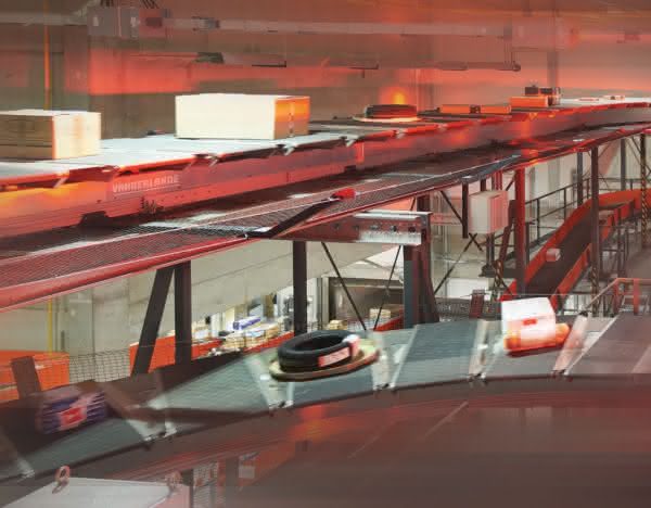 Crossorter from Vanderlande