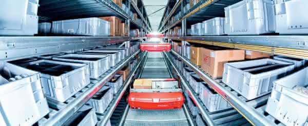 Conveyor and lifting technology: Total costs firmly under control in logistics planning Photo: TGW