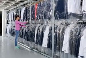 Textile shelf