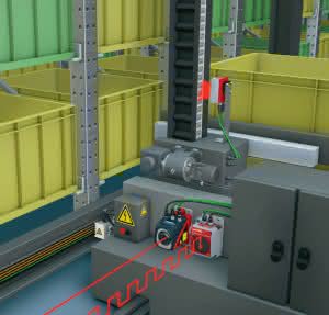 Storage and retrieval machine
