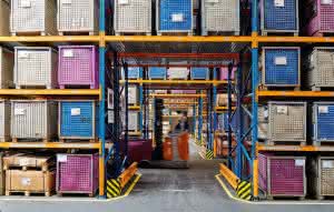 Storage- and racking systems: Metamorphosis: From furniture factory to finished goods warehouse Implementation of a shelving solution