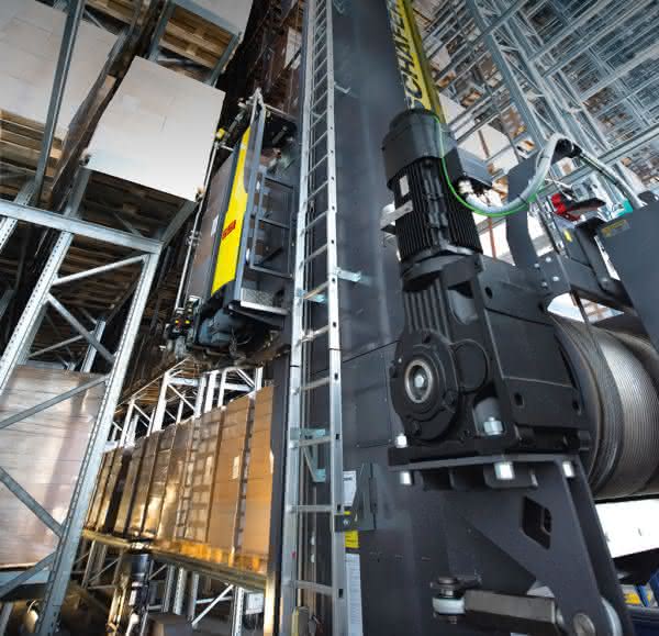 Exyz storage and retrieval machines