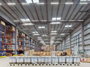 Warehouse-/Picking technology: Varo planned the refurbishment of its lighting system Photo: Trilux