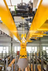 Double girder bridge crane