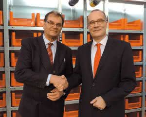 Warehouse-/Picking technology: META and Safelog: Sustainable combination Michael Wolter, Managing Director of Safelog (left), and Dr. Klaus Vatter, Managing Director of META