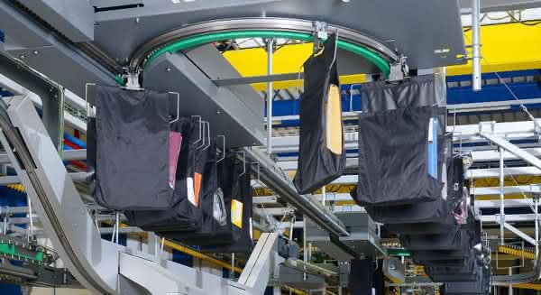 The innovative technology fromschFerag AG works with gravity even on slight slopes.