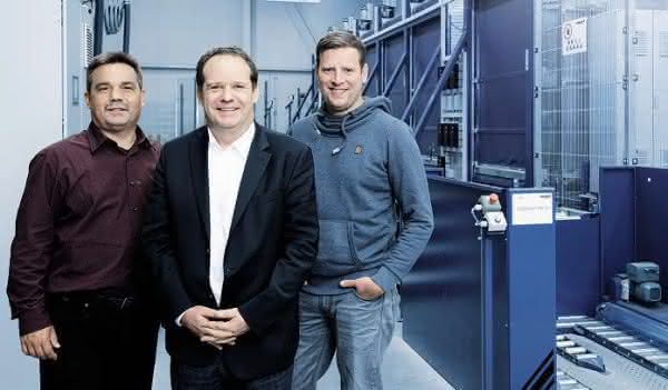 Regalbediengeräte / Shuttle: Anforderungen an die Regalbediengeräte sind vielfältig und hoch Foto: viastore Systems