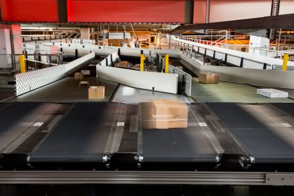 Topmeldungen: Vanderlande steigert Leistungsfähigkeit der Schweizerischen Post Sortieranlage Paketzentrum Frauenfeld