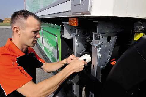 Logistik-Dienstleister: Leise und sauber durch die Stadt mit Meyer Logistik Plug’n’Load