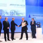 Topmeldungen: Mercedes-AMG erhält Deutschen Logistik-Preis 2014 Preisübergabe in Berlin: Prof. Dr. Raimund Klinkner, Vorsitzend