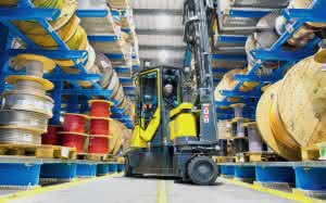 Stapler & Komponenten: Granzow hat nun mehr Platz im Kabellager - dank Aisle-Master Aisle-Master Ltd. Co.
