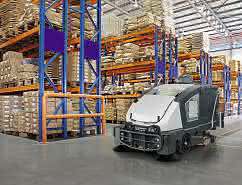 Beleuchtung/Bodenreinigung/Brandschutz: Effiziente Reinigungspower für die Logistikbranche Nilfisk professional – eine Marke der Nilfisk-Advance GmbH
