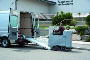 Lager- & Kommissioniertechnik: Komfortabel Be- und Entladen
