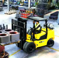 Stapler & Komponenten: Vorsprung durch Tier-4-Motoren 35-Hyundai_50L-7A