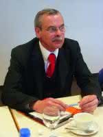 Kazander, Peter
