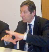 RT-HerrSchmidt