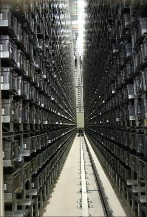 Lager- und Regalsysteme: Schnellere Logistik durch Einsatz von automatischen Komponenten im AKL