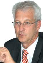 Stapler & Komponenten: Materialfluss Round Table: RBG oder Stapler, kostengünstige Lösungen, Modernisierung und Neubau werden von Experten mit Materialfluss diskutiert