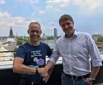 Dahlström, CEO HMS Industrial Networks (left), and Schumacher, Managing Director Beck IPC (right) Dahlström and Schumacher