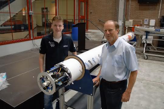 DARE-Teammitglied Casper van Lierop (links) und Faulhaber-Experte Arjan Bos