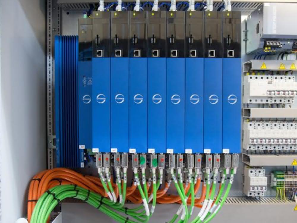 Switch cabinet