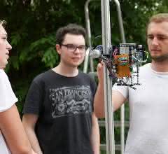 Schunk climbing robot