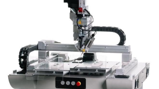 Table soldering robot